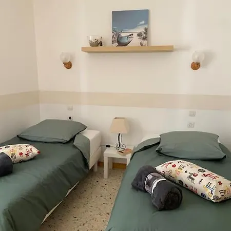 Casa de Férias Maison Au Coeur Du Village De Gruissan