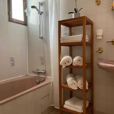 Maison Au Coeur Du Village De Holiday home Gruissan